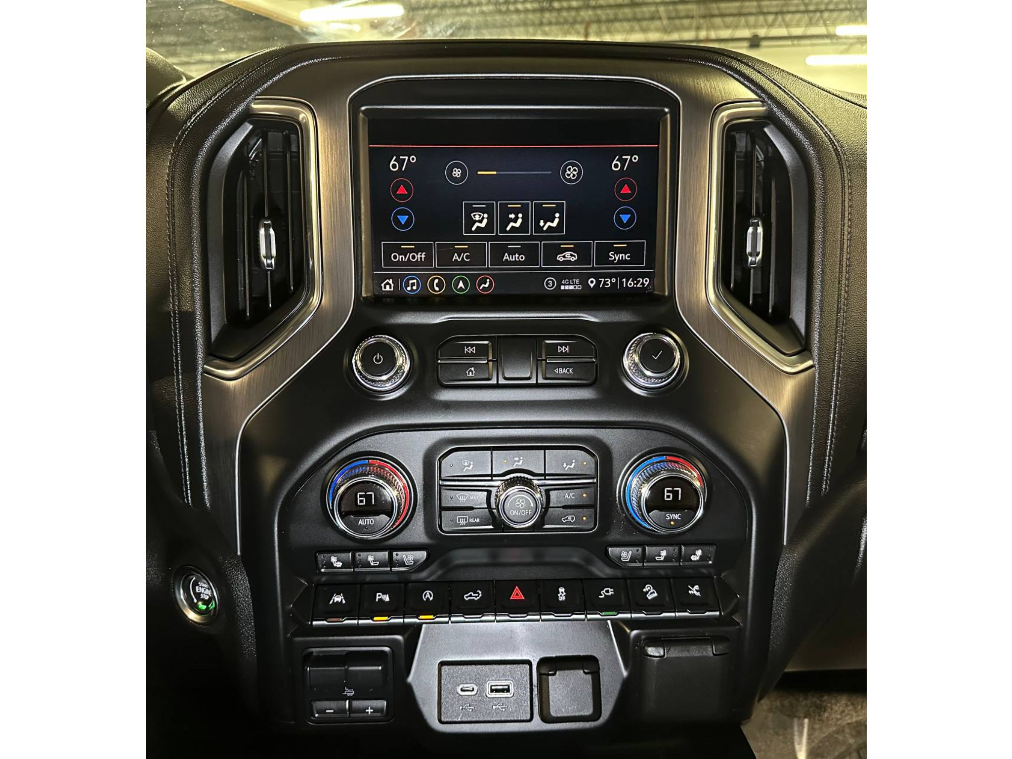 Used 2020 GMC Sierra 1500 Denali w/ Denali Ultimate Package AWD/4WD image 31