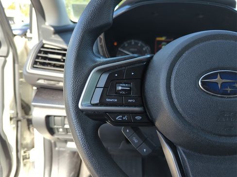 Used 2019 Subaru Crosstrek 2.0i w/ Eyesight System image 30