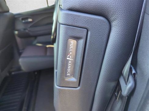 New 2026 Honda Ridgeline Black Edition image 5