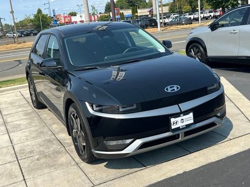 Certified 2024 Hyundai Ioniq 5 SEL AWD/4WD image 5