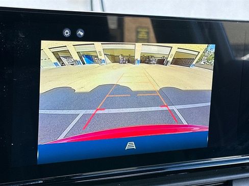 Certified 2024 Honda Prologue EX image 23