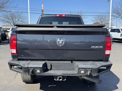 Used 2015 RAM 3500 Tradesman w/ Chrome Appearance Group image 15