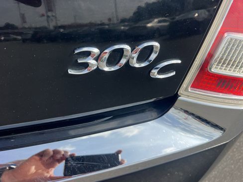 Used 2013 Chrysler 300 C image 10