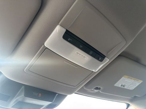 Used 2021 Nissan Rogue S image 36