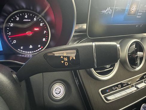 Used 2020 Mercedes-Benz C 300 Sedan image 33