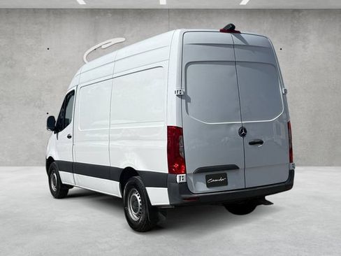 Used 2022 Mercedes-Benz Sprinter 2500 image 15