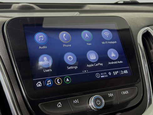 Used 2022 Chevrolet Equinox Premier image 16