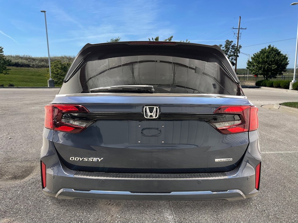 New 2027 Honda Odyssey Touring image 5