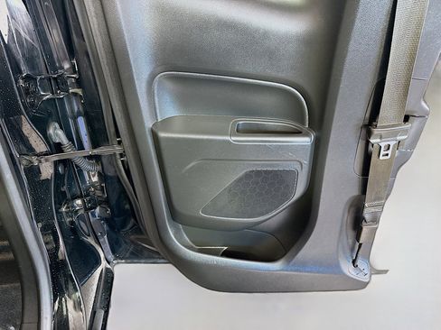 Used 2018 Chevrolet Colorado W/T image 23