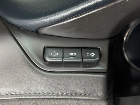 Used 2020 Cadillac Escalade ESV Platinum AWD/4WD image 38