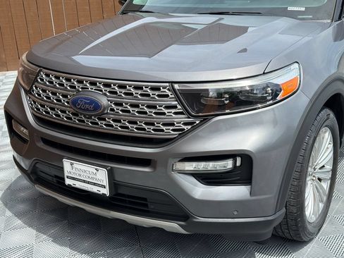 Used 2021 Ford Explorer Limited w/ Equipment Group 301A RWD image 19