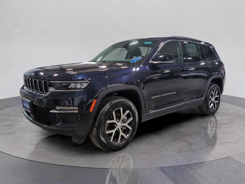 Used 2024 Jeep Grand Cherokee Limited AWD/4WD image 1