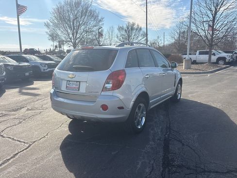 Used 2014 Chevrolet Captiva Sport LT w/ Convenience Package image 6
