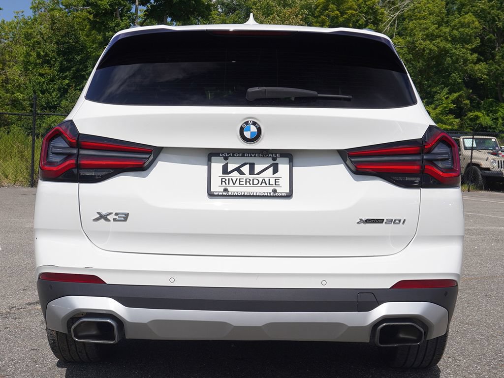 Used 2022 BMW X3 xDrive30i AWD/4WD image 11