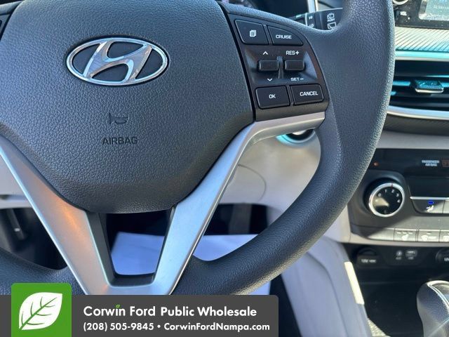 Used 2020 Hyundai Tucson Value AWD/4WD image 16