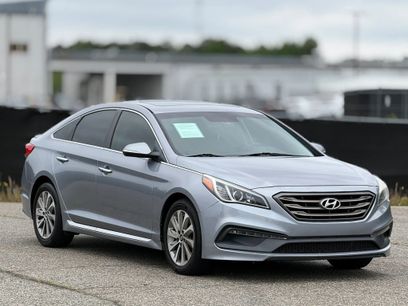 Used 2016 Hyundai Sonata Sport w/ Option Group 1V