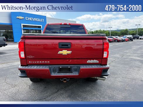 Used 2018 Chevrolet Silverado 1500 High Country AWD/4WD image 6