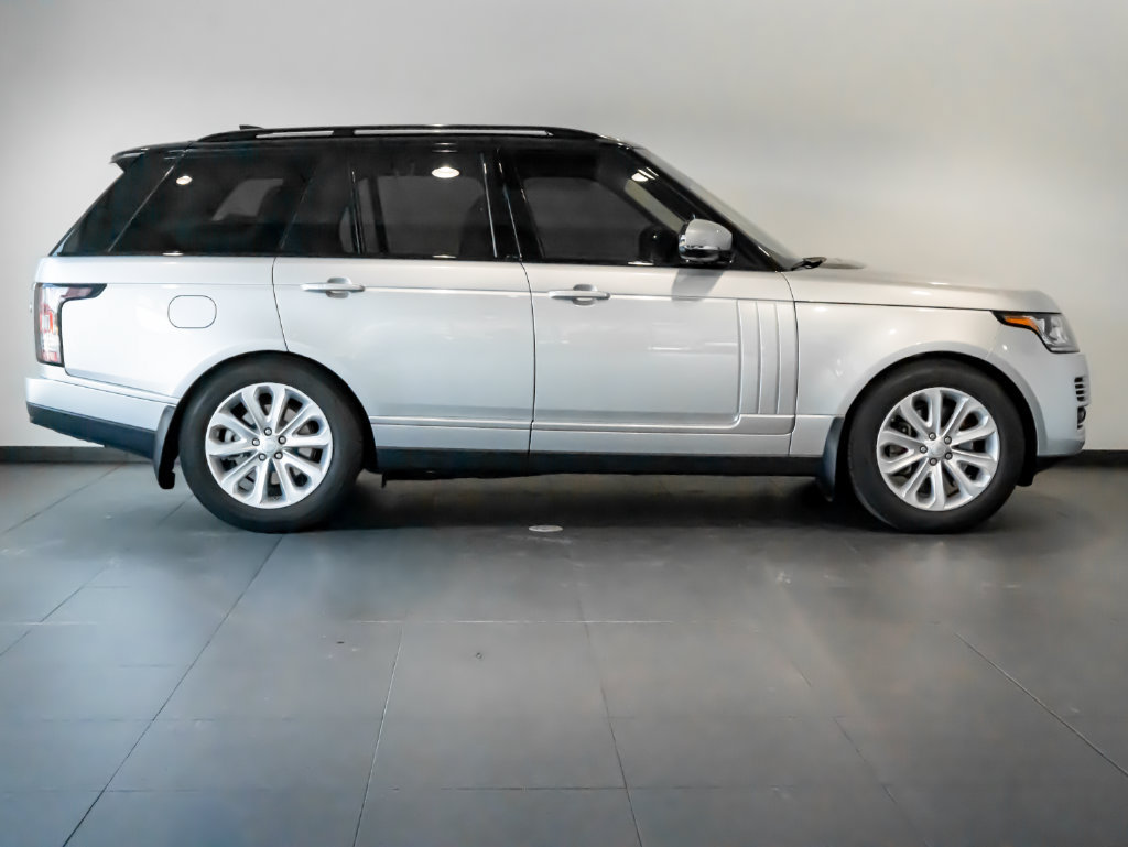 Used 2017 Land Rover Range Rover HSE AWD/4WD image 8