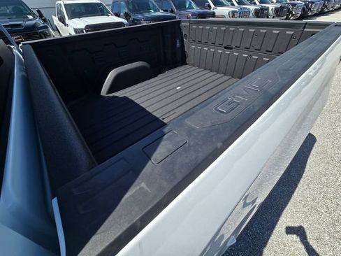 New 2026 GMC Sierra 1500 AT4X AWD/4WD image 11