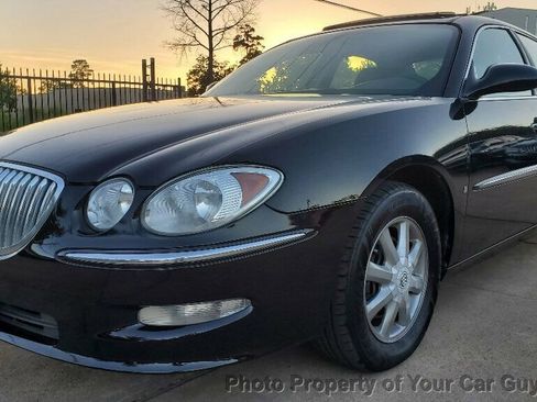 Used 2008 Buick LaCrosse CXL image 2