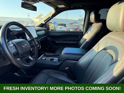 Used 2023 Ford Expedition Limited image 8
