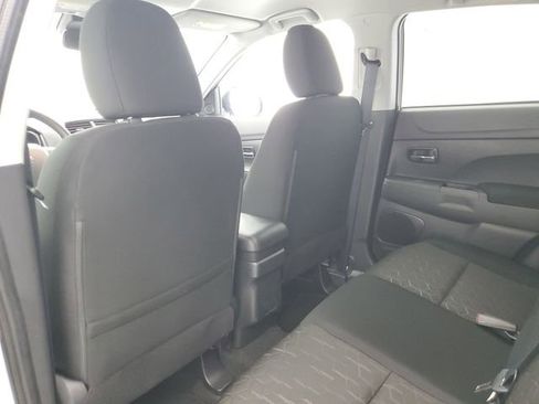 Used 2025 Mitsubishi Outlander Sport ES image 13