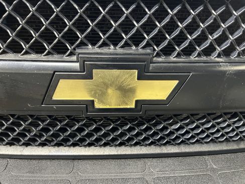 Used 2021 Chevrolet Express 2500 w/ Driver Convenience Package image 9