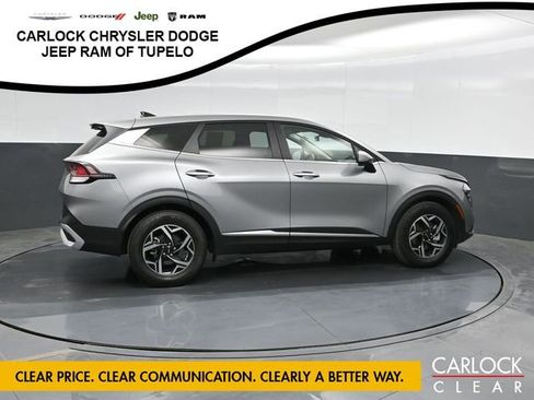 Used 2024 Kia Sportage LX image 4