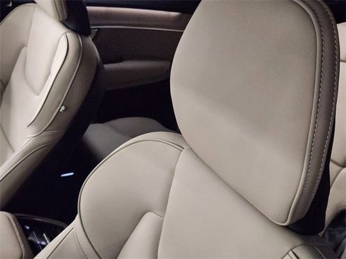 New 2026 Volvo XC90 B6 Plus w/ Protection Package Premier image 15