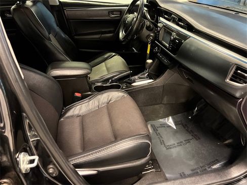 Used 2015 Toyota Corolla S image 10