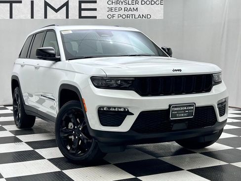 New 2025 Jeep Grand Cherokee Limited image 1