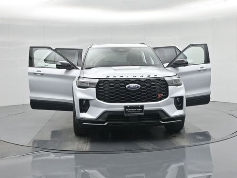 New 2026 Ford Explorer ST w/ Sun And Sound Package image 33