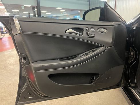 Used 2011 Mercedes-Benz CLS 550 image 15
