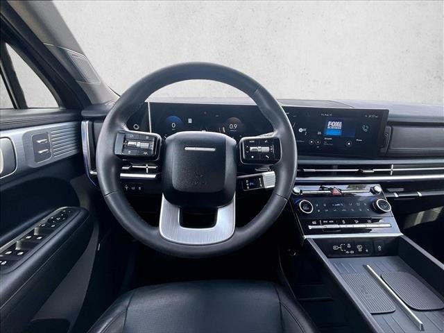 Used 2024 Hyundai Santa Fe Limited FWD image 7