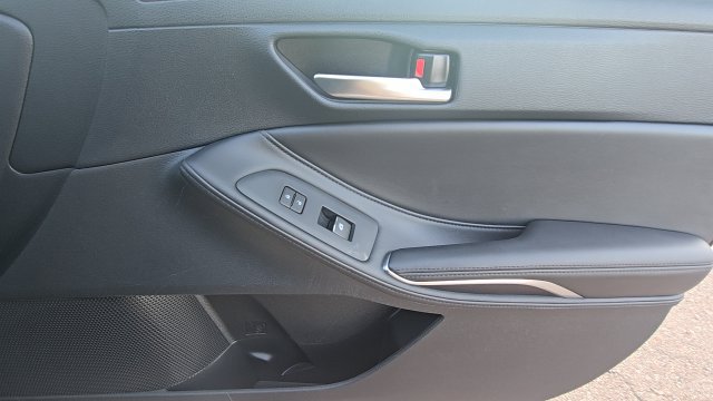 Used 2021 Toyota Avalon XLE FWD image 15