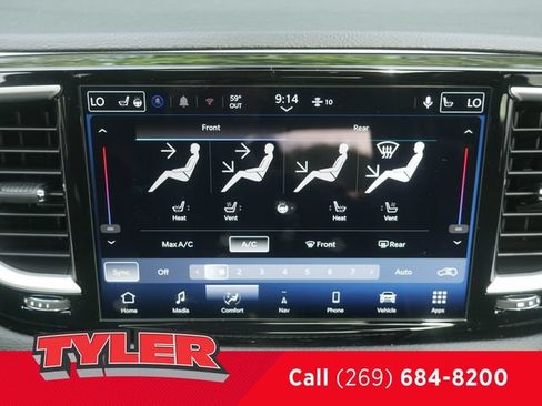 New 2027 Chrysler Pacifica Limited FWD image 48