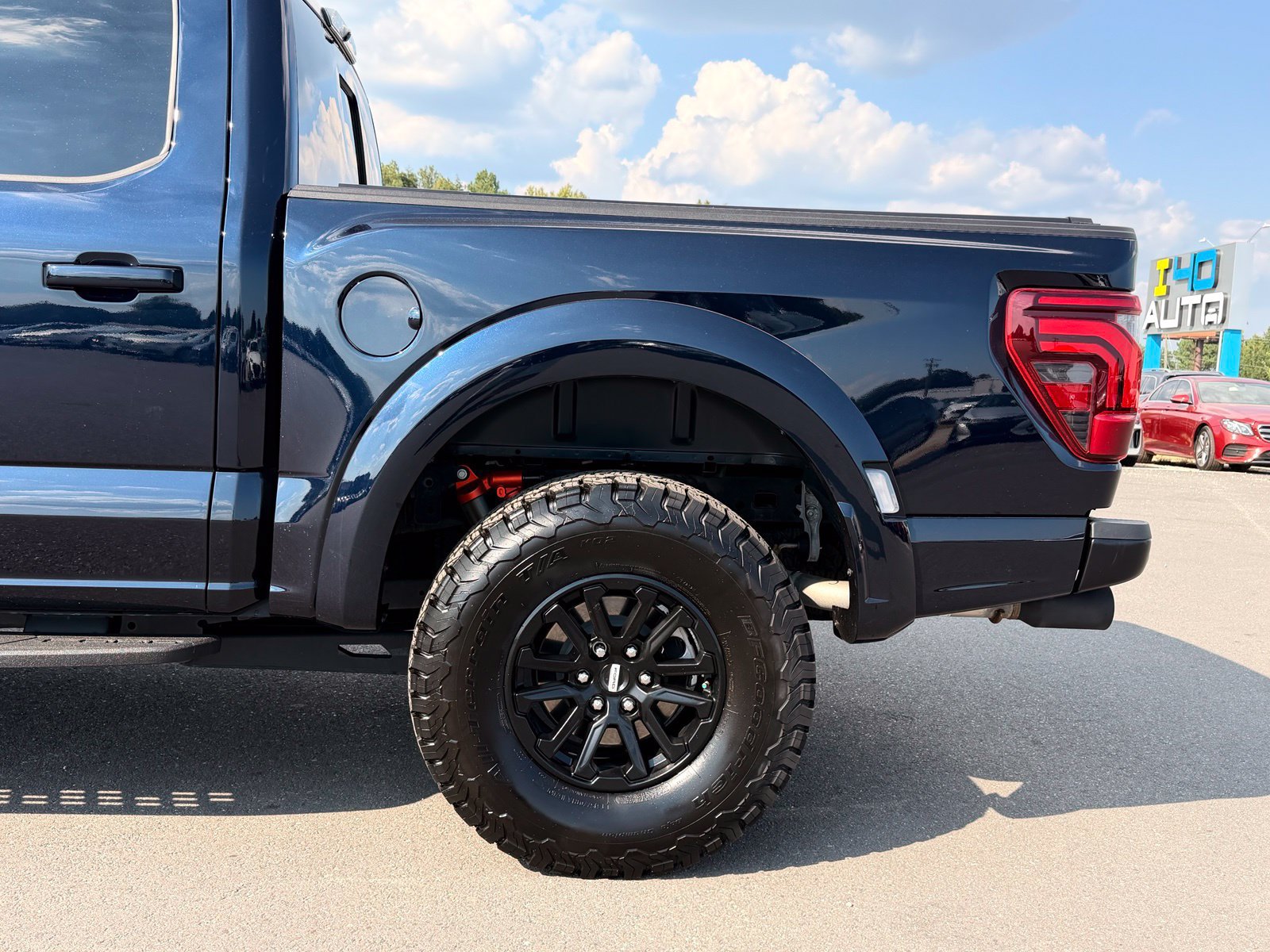 Used 2025 Ford F150 Raptor AWD/4WD image 15