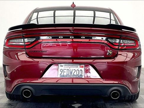 Used 2023 Dodge Charger Scat Pack w/ Dynamics Package image 3