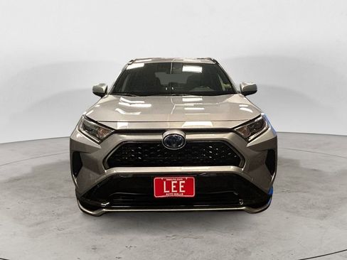 Used 2021 Toyota RAV4 SE image 8
