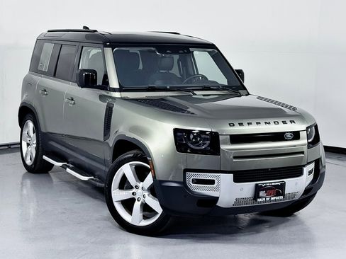 Used 2020 Land Rover Defender 110 First Edition image 3