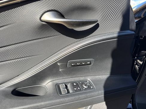 Used 2021 Lexus LC 500 Convertible w/ Touring Package RWD image 10