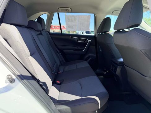 Certified 2025 Toyota RAV4 XLE AWD/4WD image 15