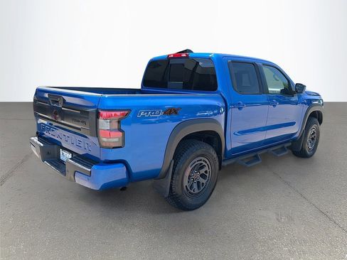 Used 2025 Nissan Frontier PRO-4X AWD/4WD image 4