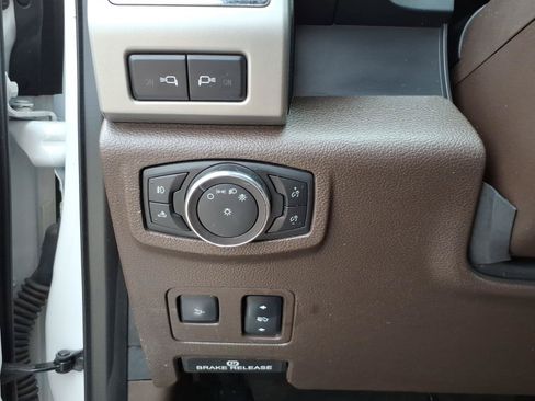 Used 2017 Ford F250 King Ranch w/ King Ranch Ultimate Package AWD/4WD image 14
