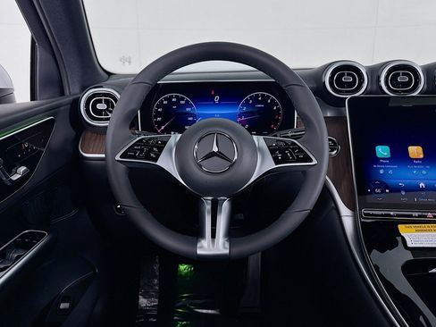 New 2026 Mercedes-Benz GLC 300 image 4