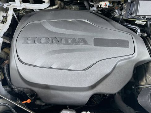 Used 2022 Honda Pilot Touring image 36