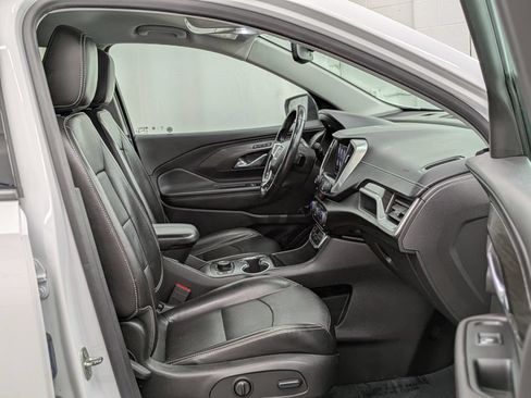 Used 2022 GMC Terrain SLT AWD/4WD image 21