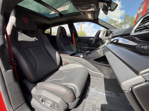 Used 2023 Lamborghini Urus S image 23
