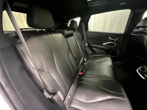 Used 2025 Acura RDX SH-AWD image 16