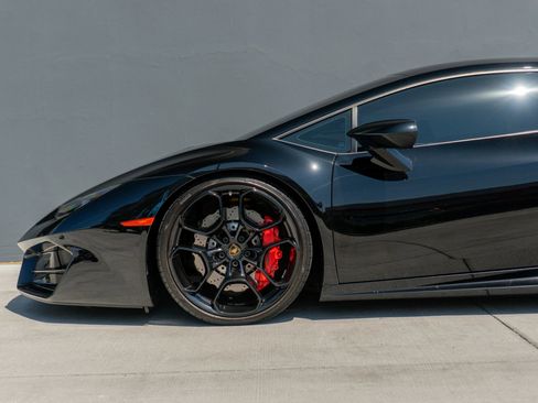 Used 2019 Lamborghini Huracan LP 580-2 image 15